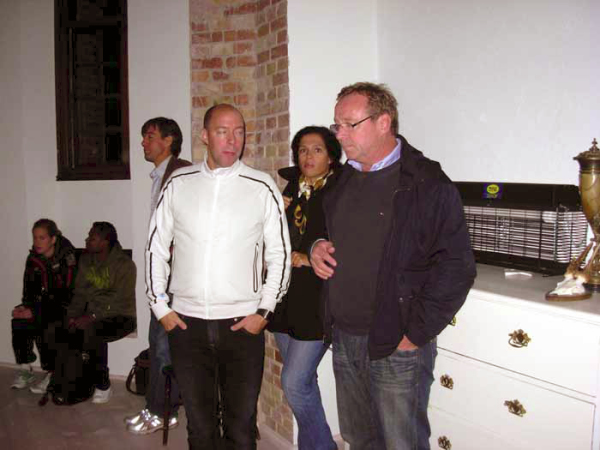 kickoff08-y